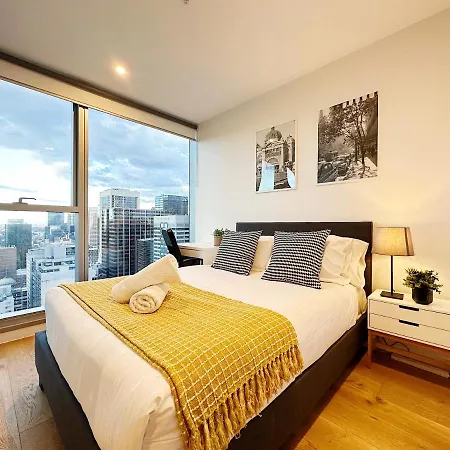 Stylish 2 Beds Apt Southerncross With Pool & Gym Melbourne Exterior photo